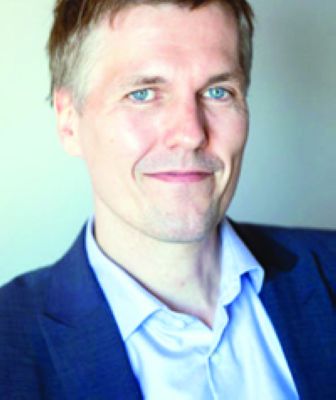 Michael Bröning