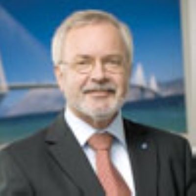 WERNER HOYER
