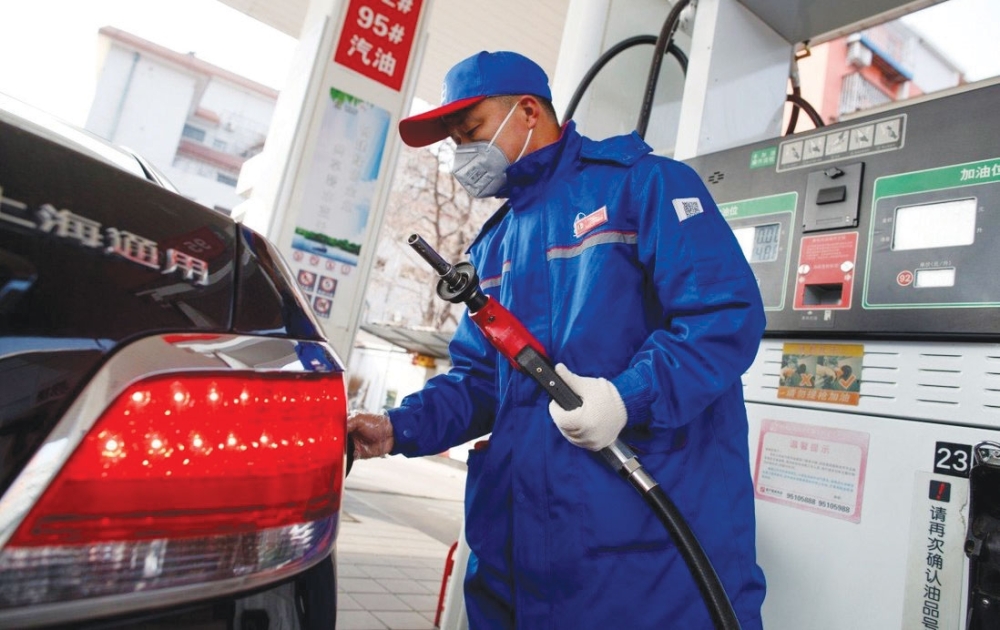 20-Oil-prices-fall-on-rising-COVID