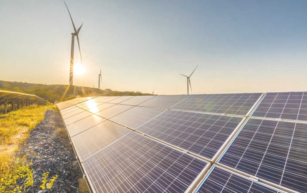 13-Oman-and-Canada-explore-cooperation-in-energy,-renewables