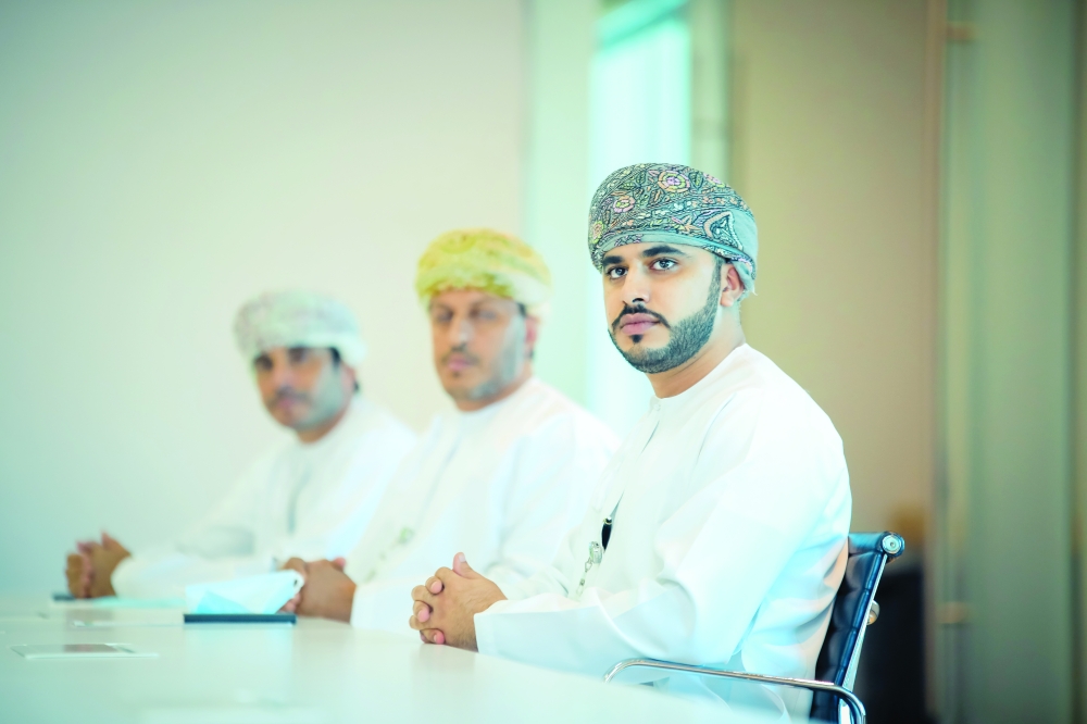 شركة-تنمية-نفط-عُمان-تحتفل-بتخرج-200-شاب-عما5