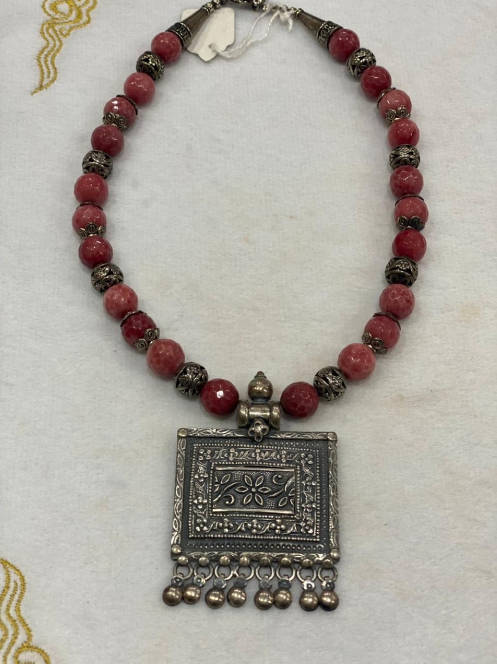 Jade with silver Omani pendant