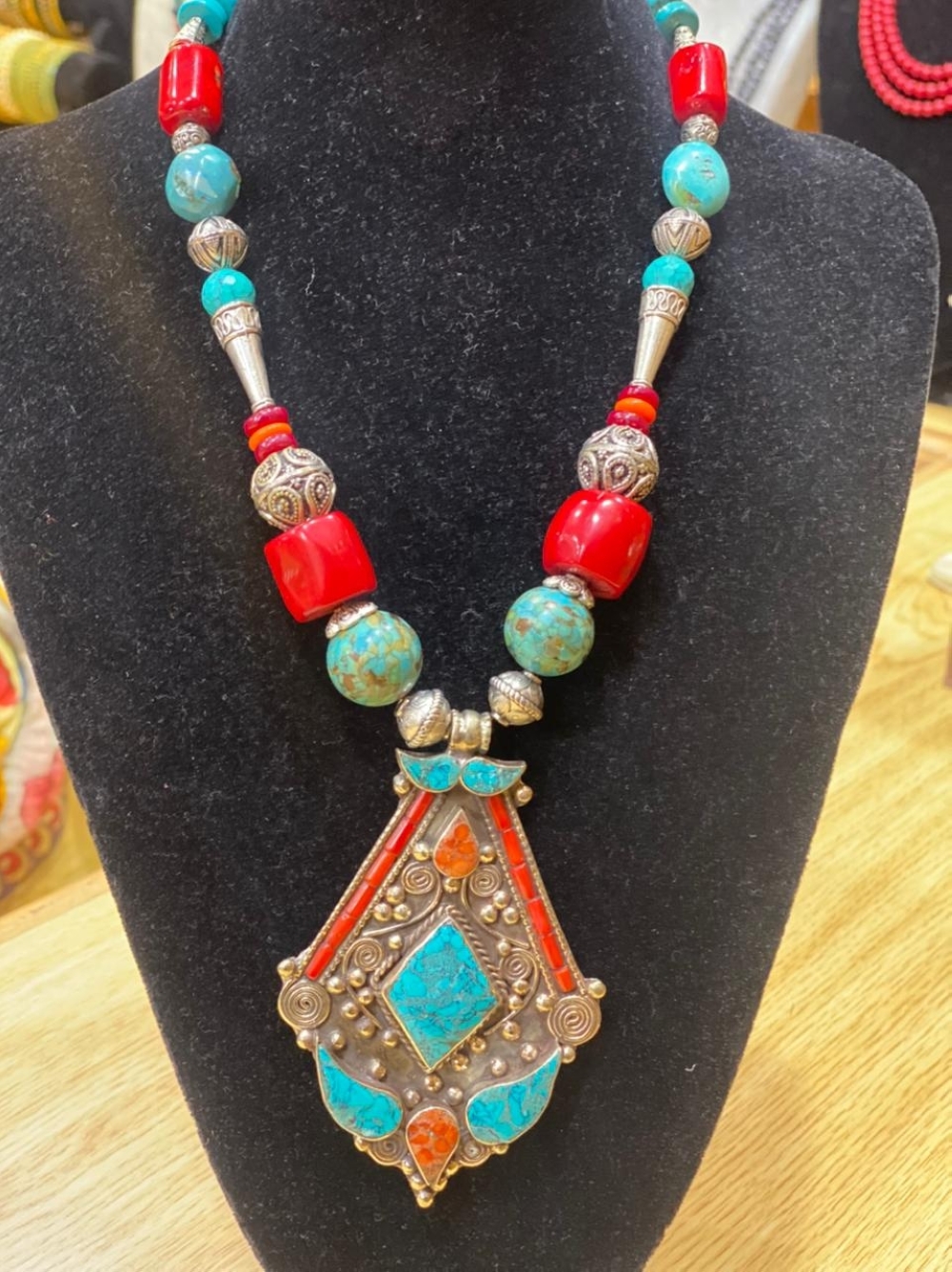 Mix and match Coral with turquoise stones design