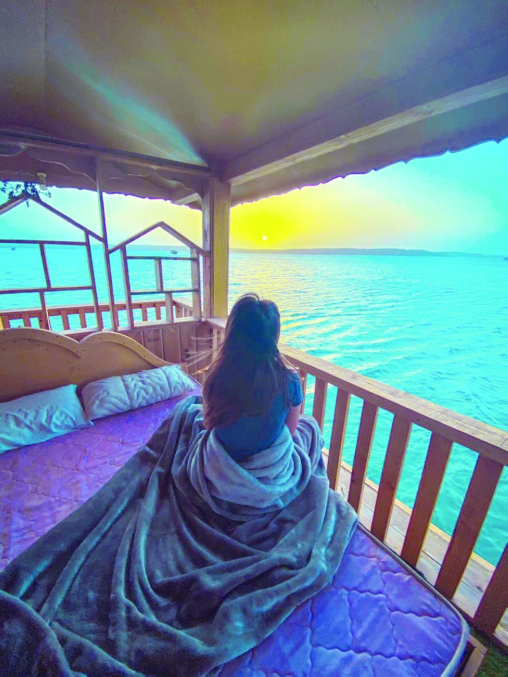 Waking up to a nice view of the water