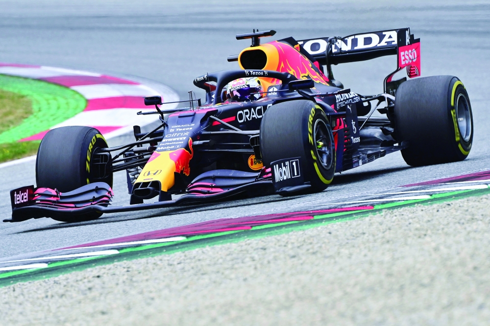 Red Bull's Dutch driver Max Verstappen competes during the Formula One Austrian Grand Prix at the Red Bull Ring race track in Spielberg, Austria, on July 4, 2021. / AFP / ANDREJ ISAKOVIC

