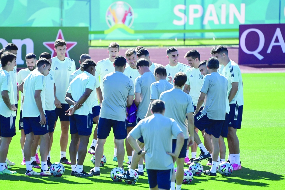 Spain's players attend a MD-1 training session at the Ciudad del Futbol in Las Rozas near Madrid on July 5, 2021 on the eve of their UEFA EURO 2020 championship semi-final football match against Italy.  / AFP / JAVIER SORIANO

