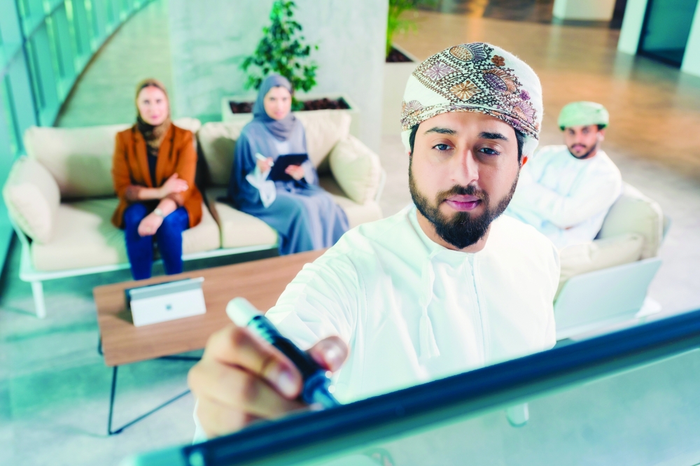 13 Omantel Innovation Labs to support tech startups