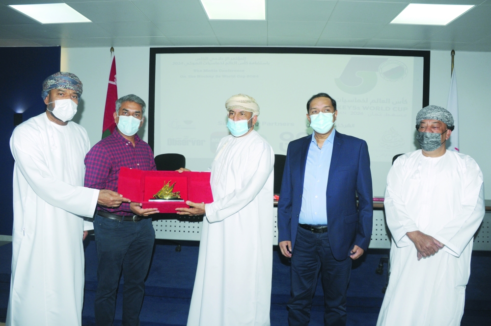 Dignitaries at the press conference. -- Saleh al Sharji