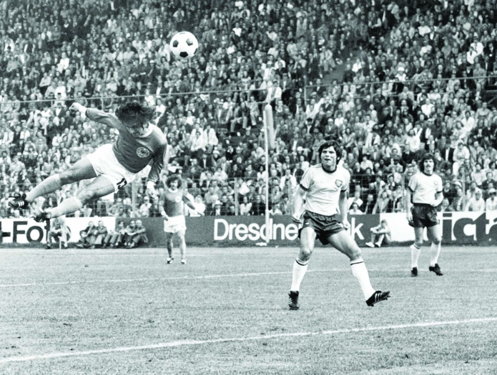 Gerd Muller of West Germany scores a goal  against Australia during the 1974 World Cup in Hamburg. -- AFP