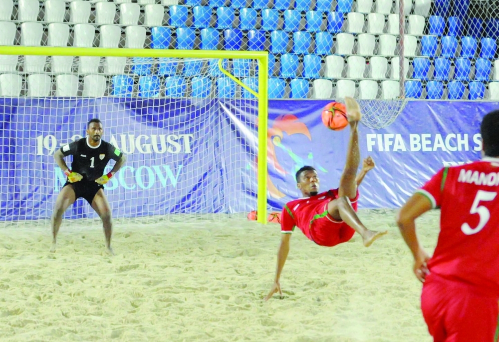 Oman beach soc1