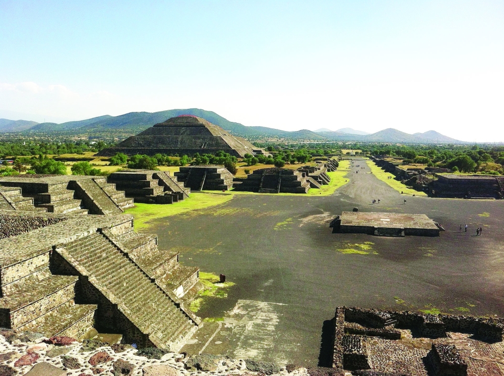 teotihuacan-1340799_1920