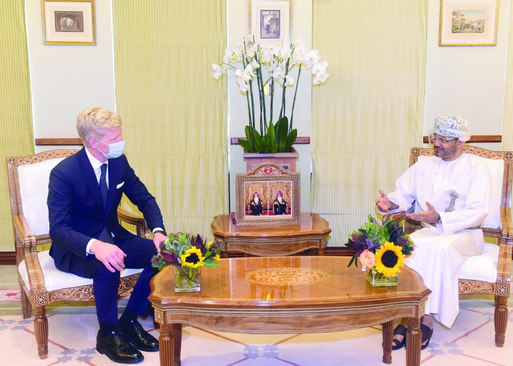 معالي-السيد-وزير-الخارجية-يستقبل-المبعوث-الخاص-للأمين-العام-للأمم-المتحدة-لليمن