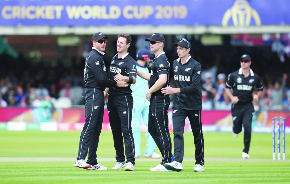 New Zealand's Matt Henry celebrates taking the wicket of England's Jason Roy in the ICC Cricket World Cup 2019 final. -- Reuters        