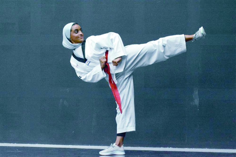 اميمة-الهنائي
