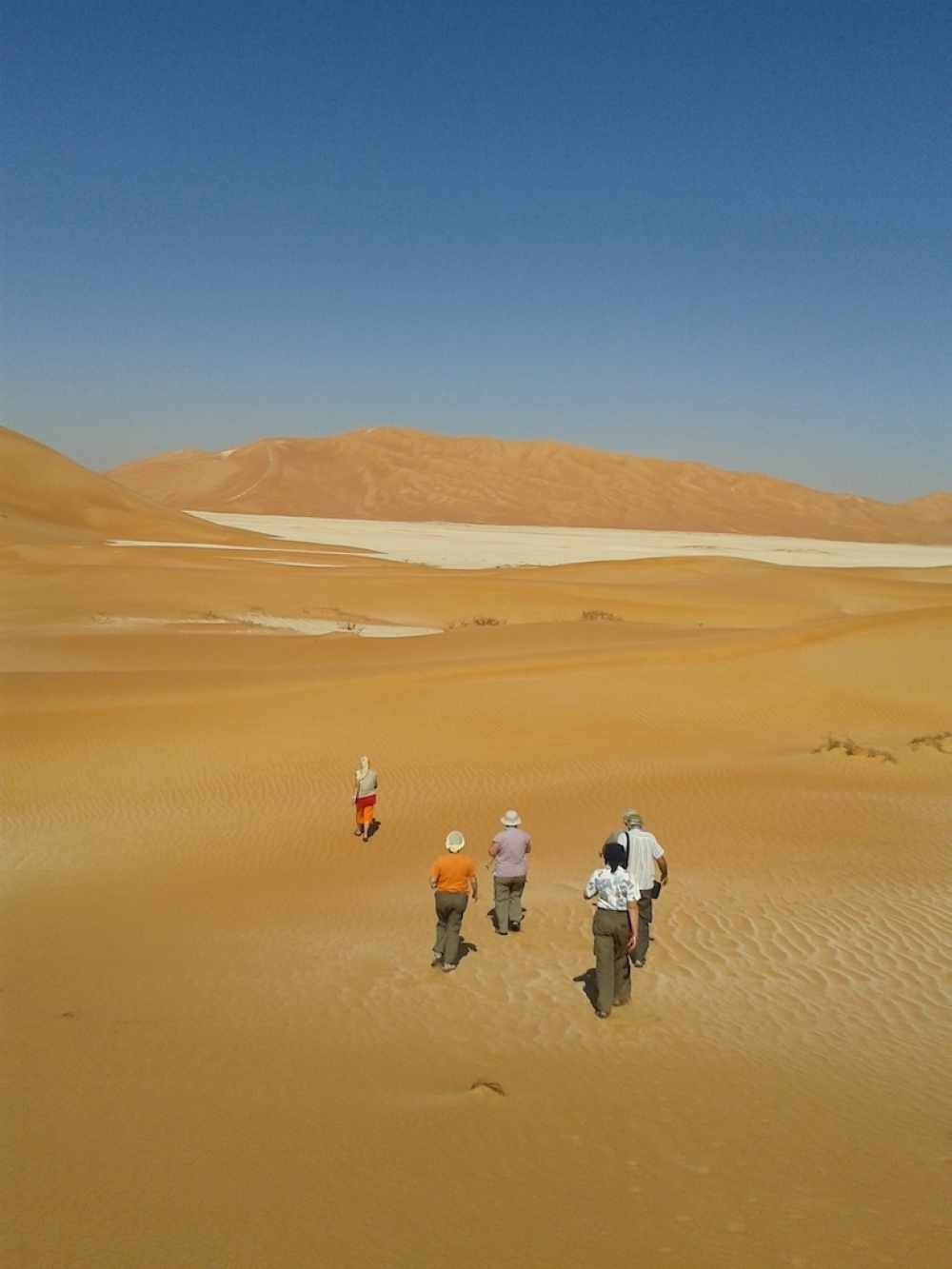 Walking in the empty quarter