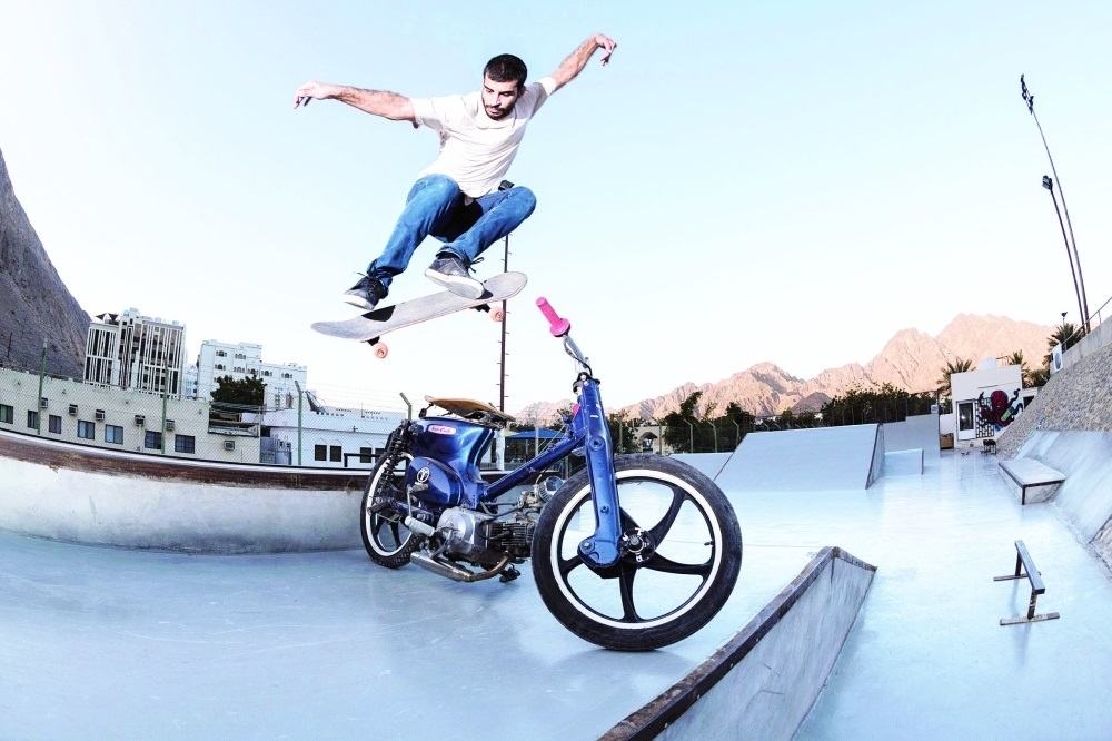 Hytham al Wahaibi demonstrating one of the tricks