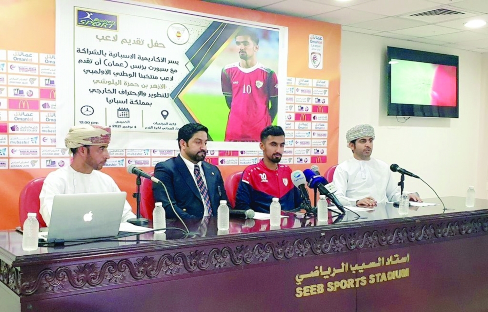 Naseem Kamil, Director of Spain Academy, Abdullah al Balushi, Sports Business Company and Oman Football Association (OFA)