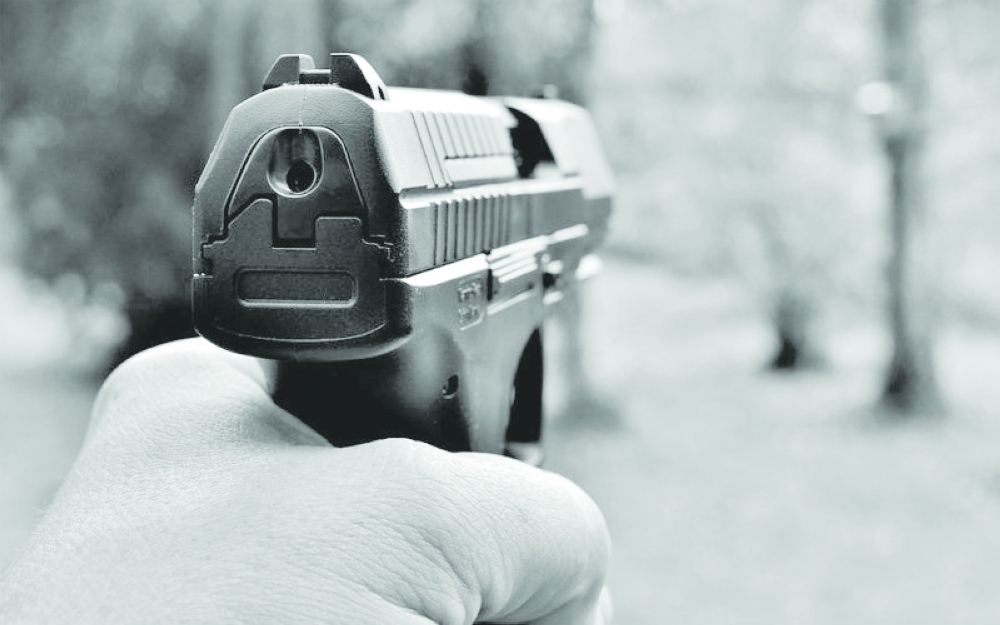 pistol-gun-tembak-AP-210621-1
