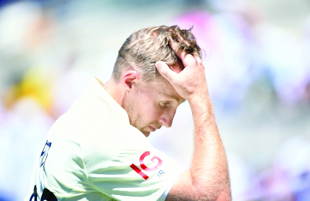 England's Joe Root reacts after his dismissal by Australia's Cameron Green for 89 runs during day 4 of the first Ashes Test. -- Reuters