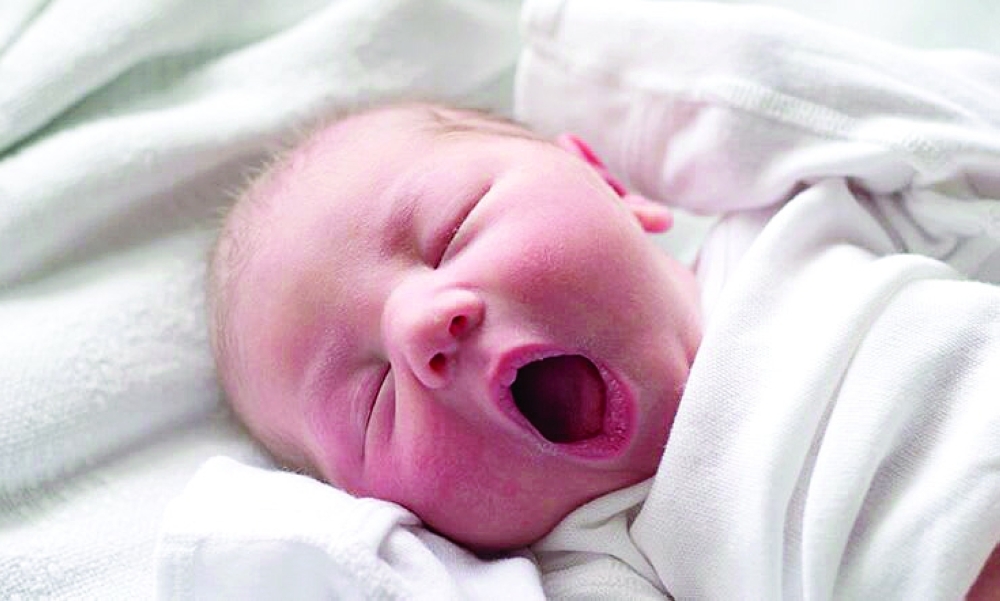 Newborn-baby-sleep-patterns (1)