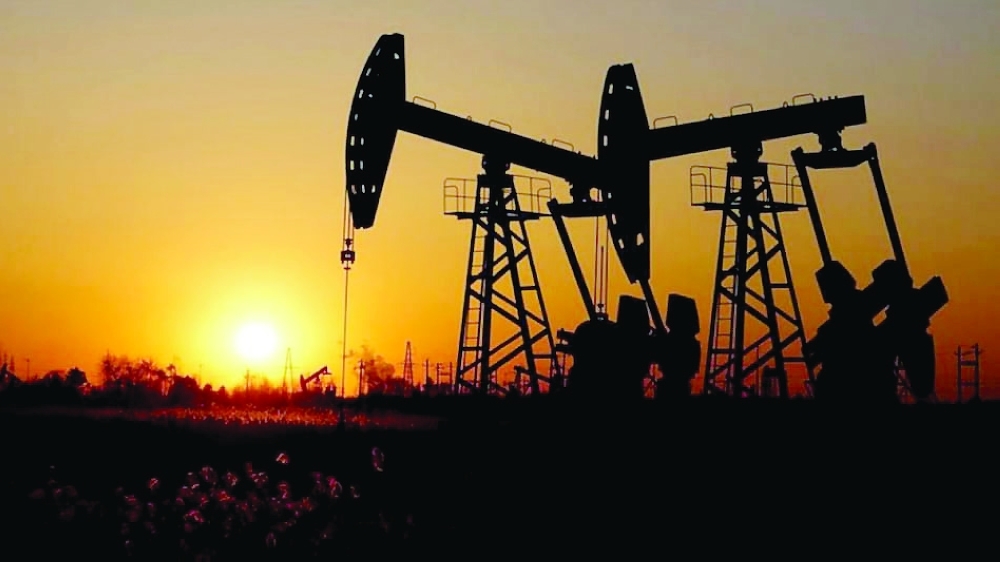 Oil prices slip from 2014 highs