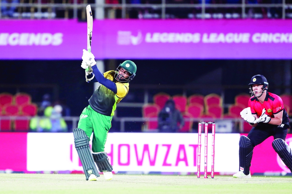 Upul Tharanga of Asia Lions in action against World Giants. -- LLC Photo