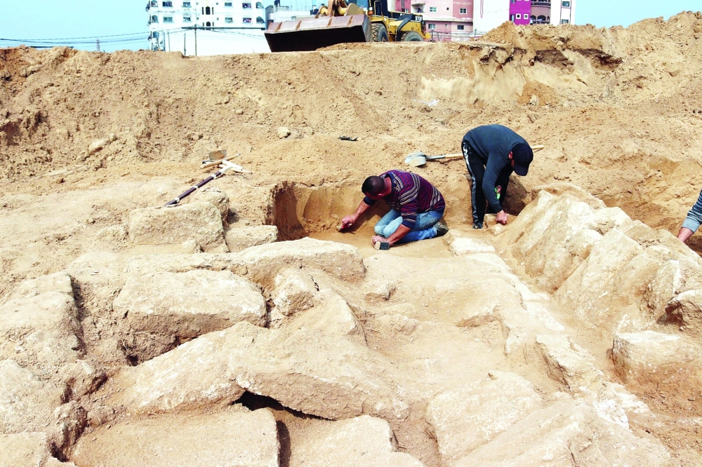 New Roman cemetery discovered in Gaza