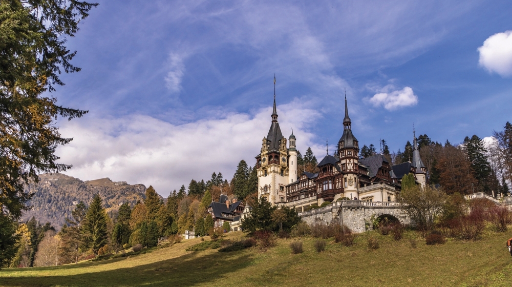 castle-3781708_1920