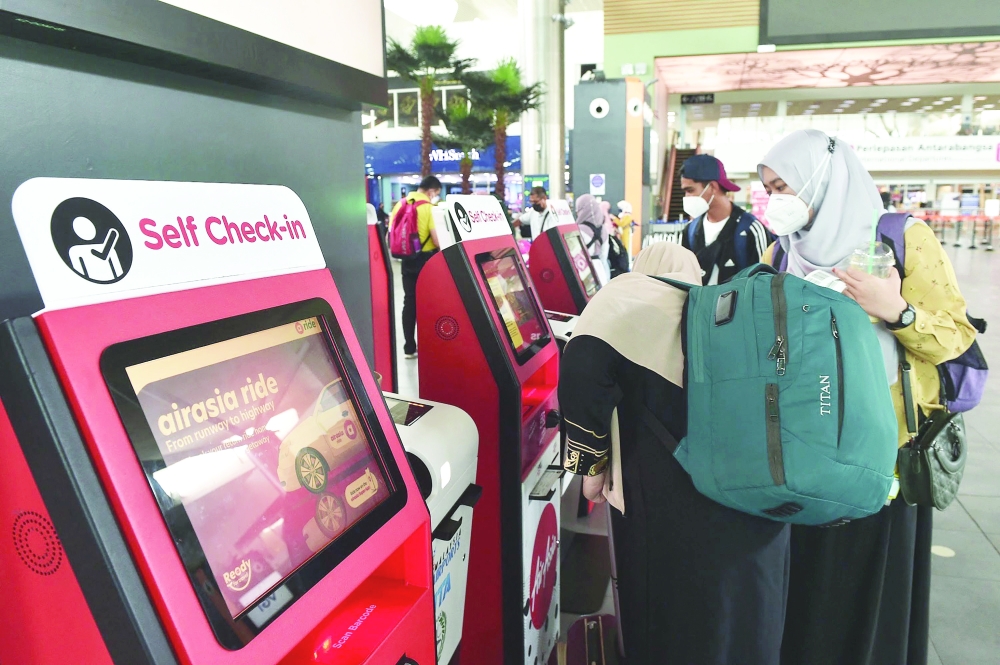 Malaysia to re-open for tourists after Covid closure - Vimarsana News