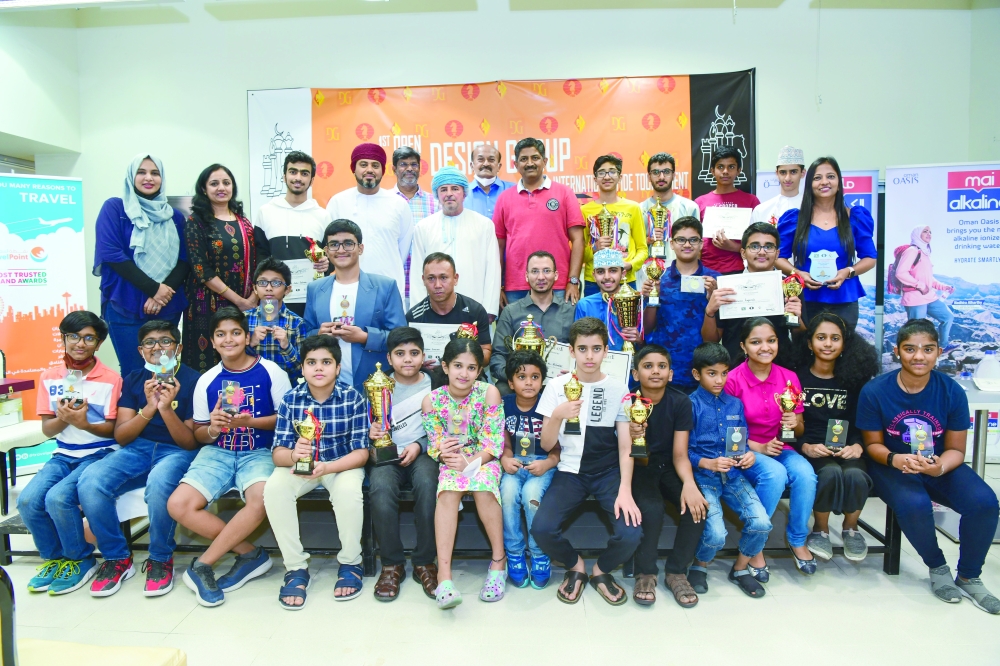 Design Group Fide chess