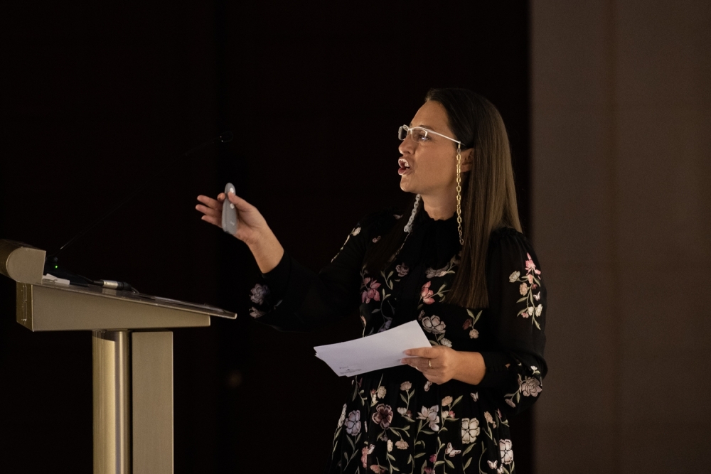 Sarah Hedley Hymers, Connecting Travel, delivers address