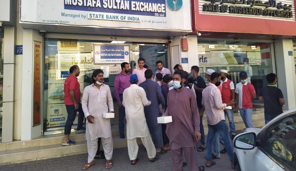 'Iftar on the go' concept, implemented by those who cared for those people on the move, has been a hit catering to the people of diverse backgrounds as the holy month entered the fourth day.