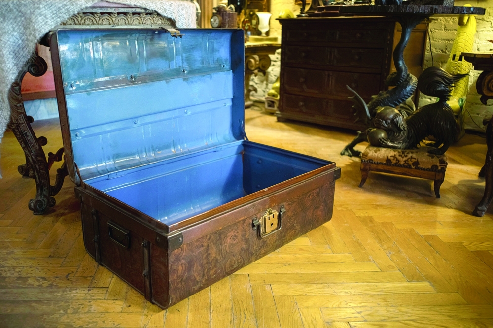 A trunk once acquired by the antiquarian Vito Giallo, which turned out to be full of a gemstones, at his home in Brooklyn, Jan. 26, 2022. (Todd Heisler/The New York Times)