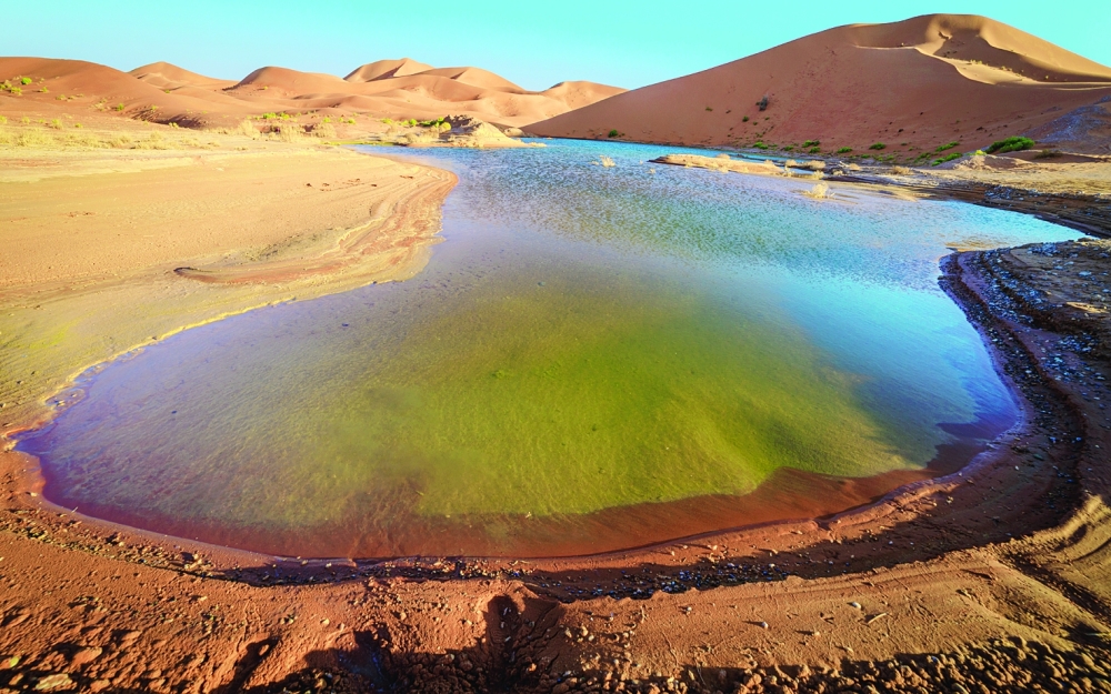 Safa Lake at the Empty Quarter Desert-01