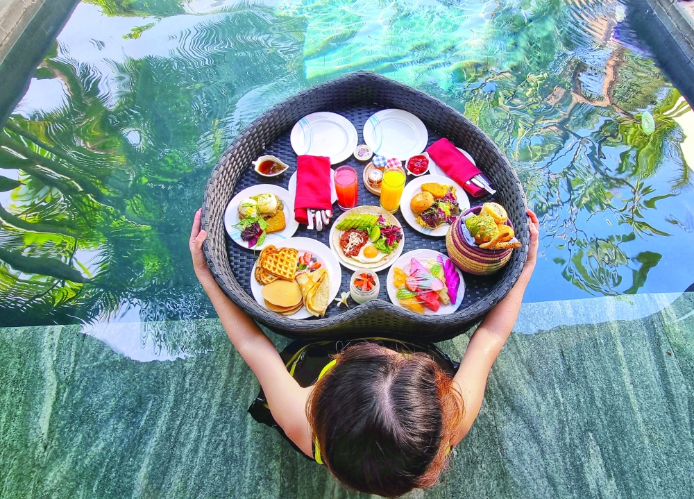 Floating Breakfast