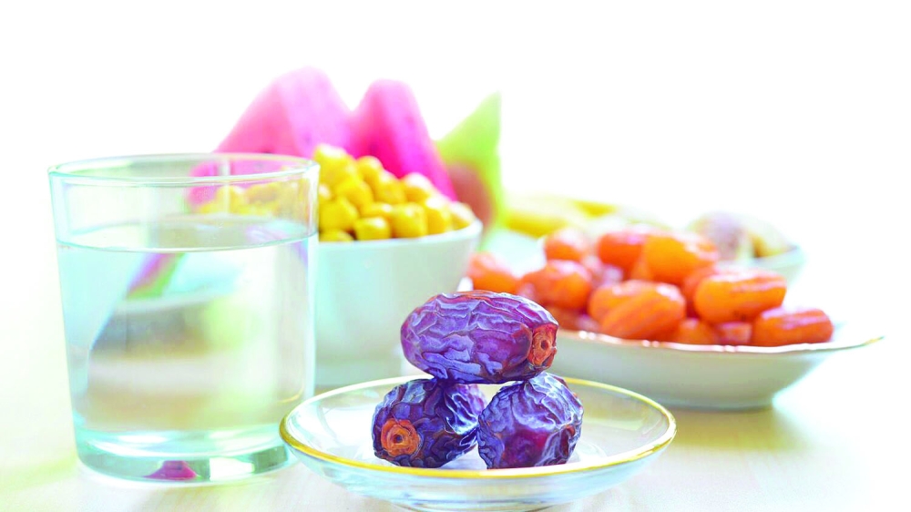 Fruits and dates to be taken during Ramadhan