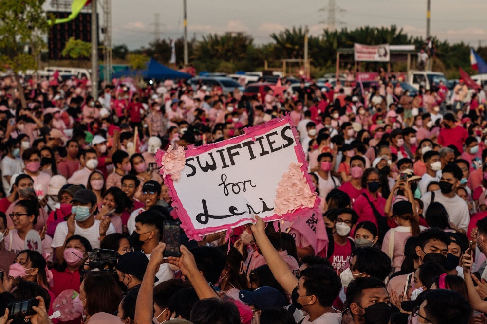Swifties for Leni, young people who have combined their shared interest in Taylor Swift with getting out the vote, at a rally for Leni Robredo, the vice president of the Philippines who is running for president, in Pampanga, April 9, 2022. (Hannah Reyes Morales/The New York Times)