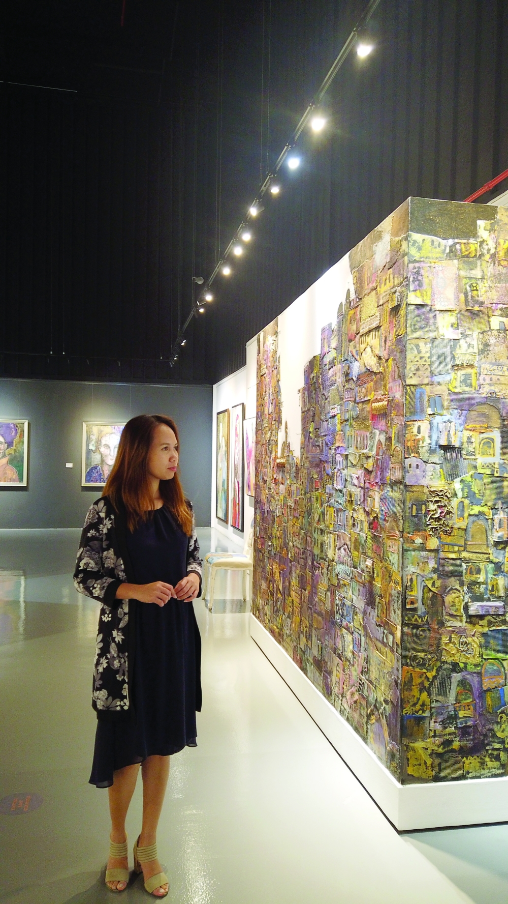 Alia Gallery