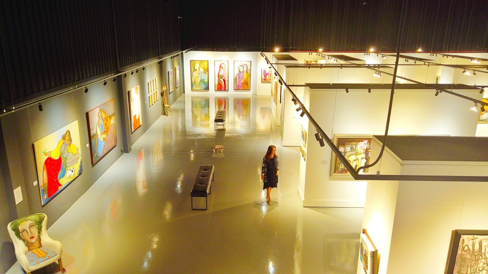 Alia Gallery
