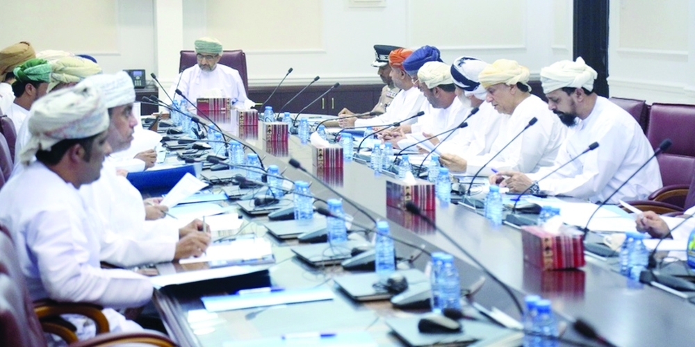 Municipal Council of South Al Sharqiyah Discusses Tourism, Housing Projects