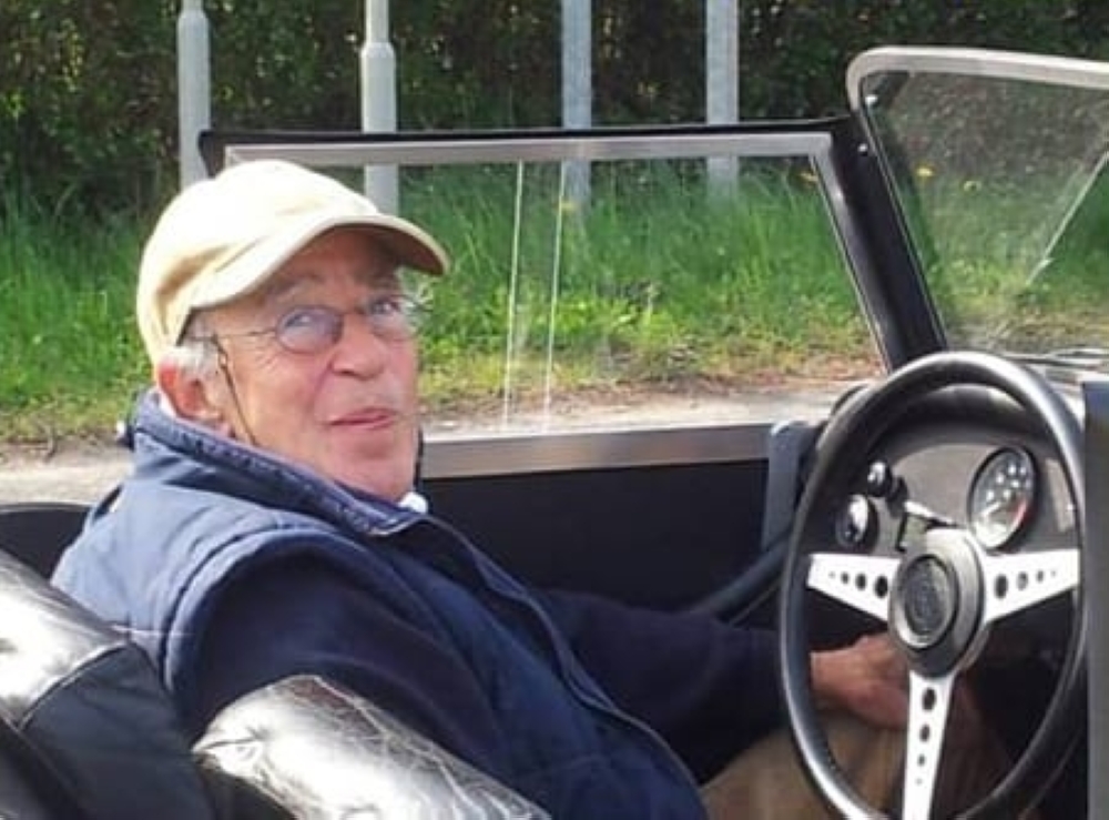 Erik van Scherpenzeel driving his Morgan