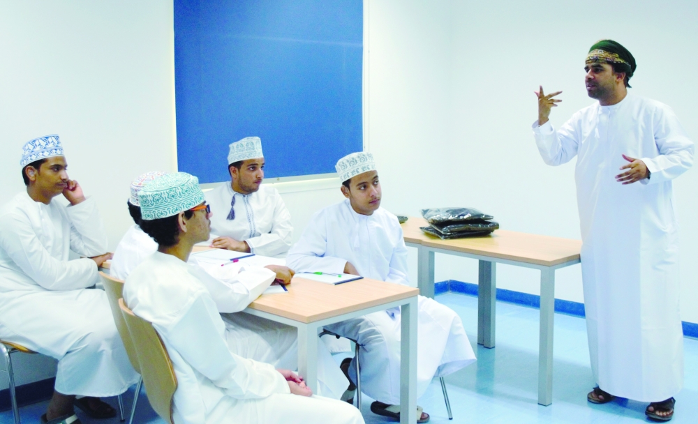 الدورة التدريبية كلية السياحة1