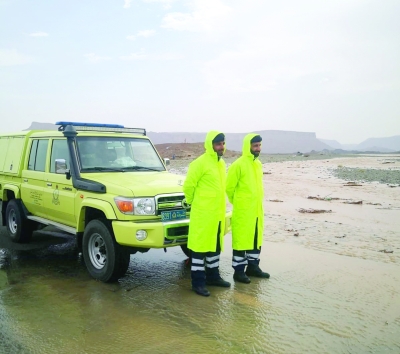 Despite warning, wadi crossing continues; one more held - Oman Observer