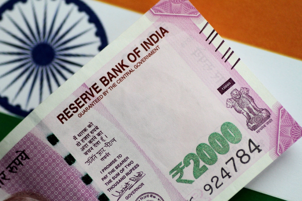  An India Rupee note is seen in this illustration photo June 1, 2017. REUTERS/Thomas White/Illustration//File Photo
