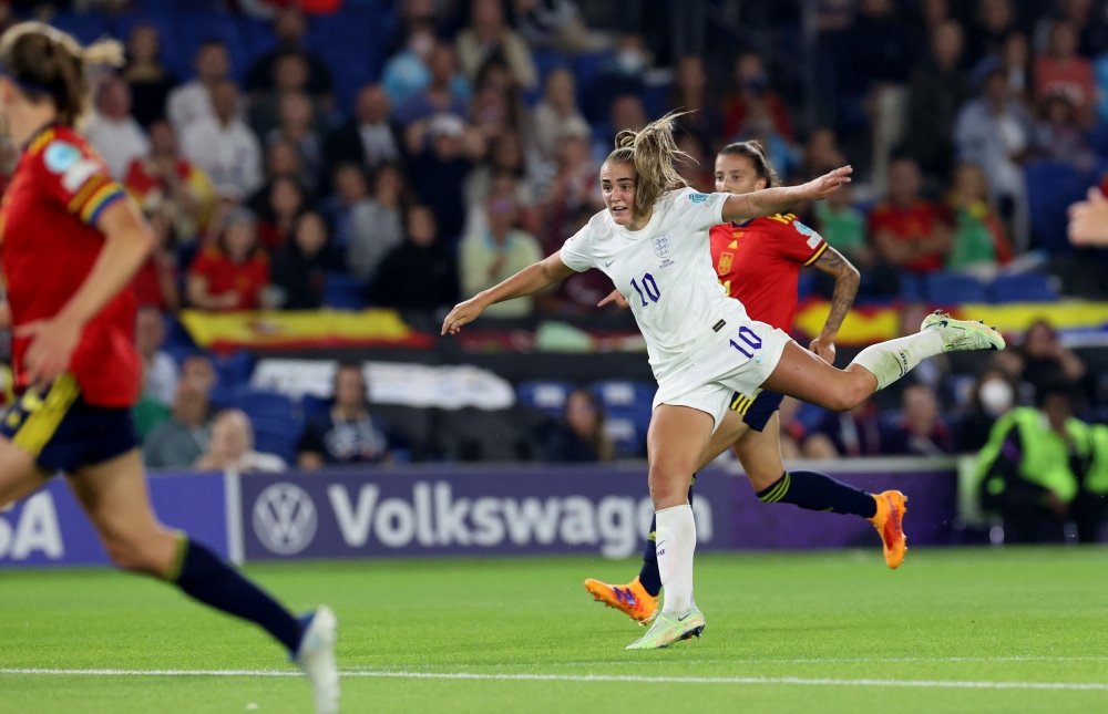 Soccer Football - Women's Euro 2022 - Quarterfinal - England v Spain - The American Express Community Stadium, Brighton, Britain - July 20, 2022 England's Georgia Stanway scores their second goal REUTERS/Bernadett Szabo