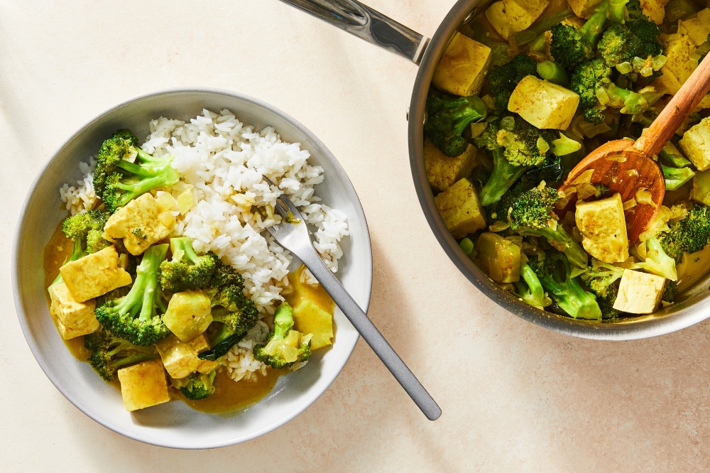 A vegetable tofu curry. (Julia Gartland/The New York Times)