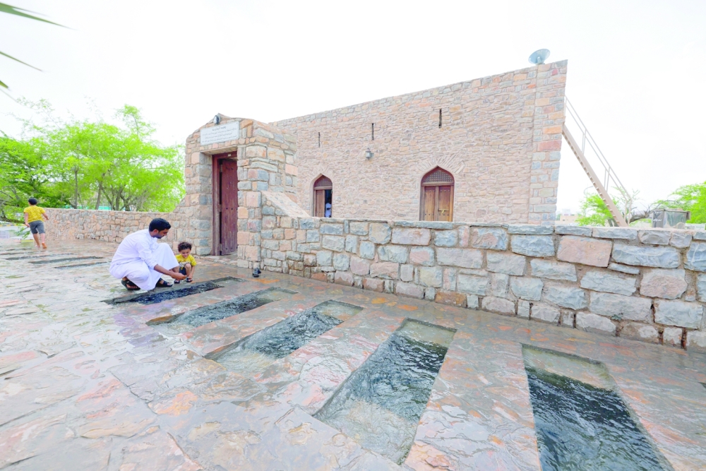 PHOTOS BY SAMI AL HINAI & AMAL AL RIYAMI