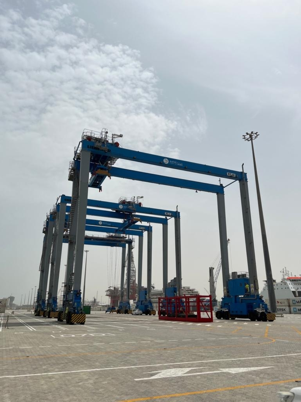 Duqm2