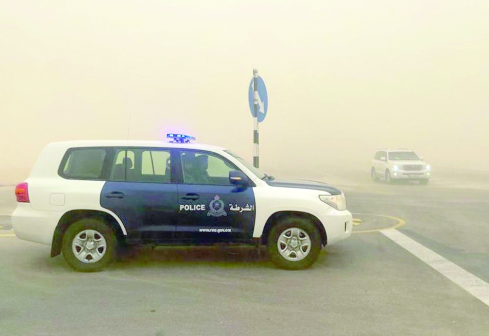 Due to low level of visibility on the Adam-Thamrait Road, be cautious while driving and maintain adequate distance between vehicles