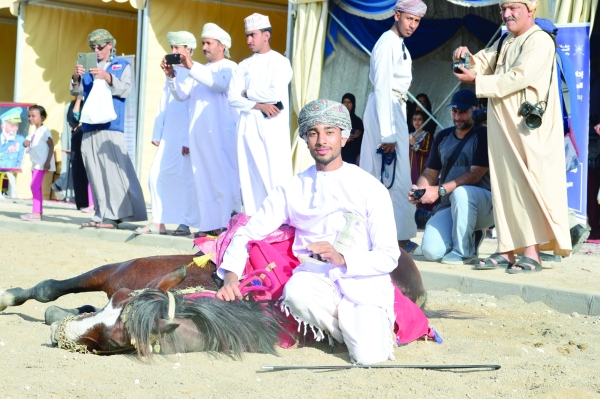 Al Jabal Al Akhdhar Tourism Festival continues to draw crowds - Vimarsana News